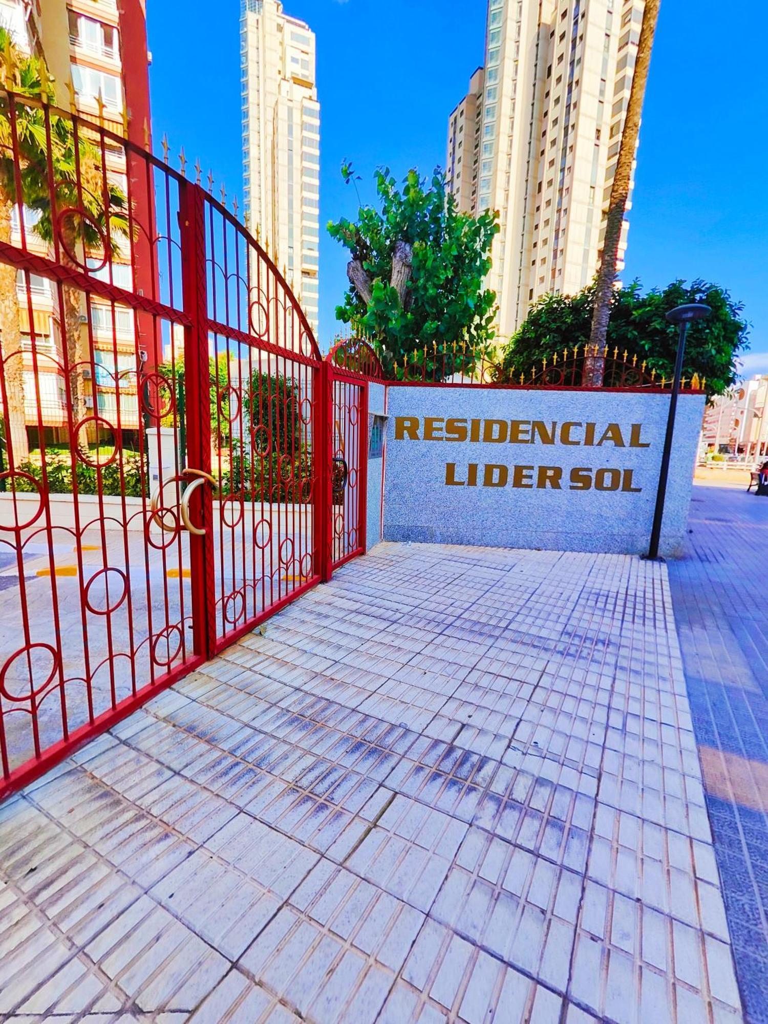 Luxury Lidersol Apartment Бенидорм Екстериор снимка