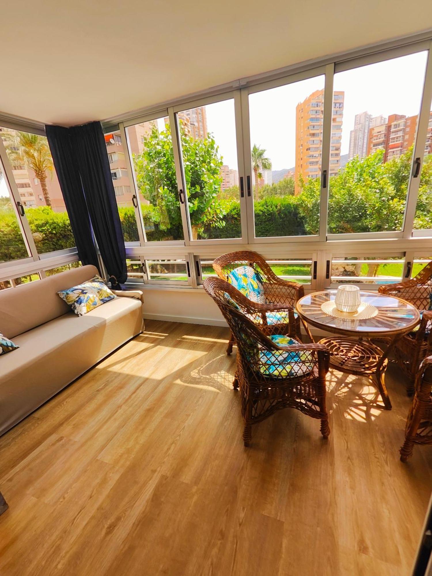 Luxury Lidersol Apartment Бенидорм Екстериор снимка