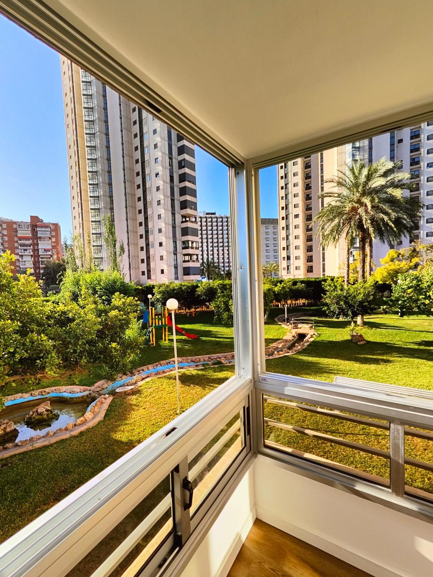 Luxury Lidersol Apartment Бенидорм Екстериор снимка