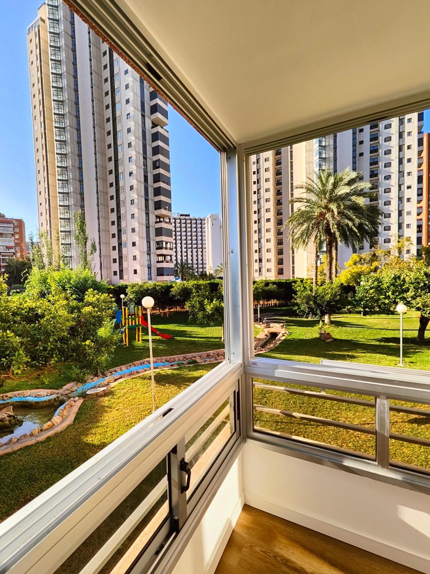Luxury Lidersol Apartment Бенидорм Екстериор снимка